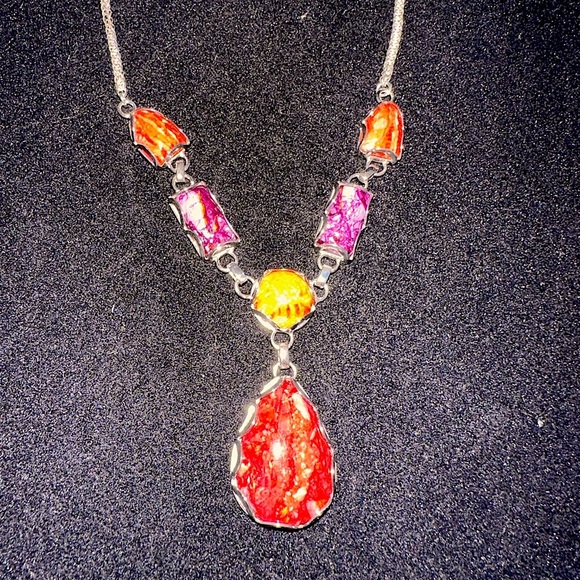 Spiney oyster & sterling silver necklace by Jay King - Picture 9 of 9